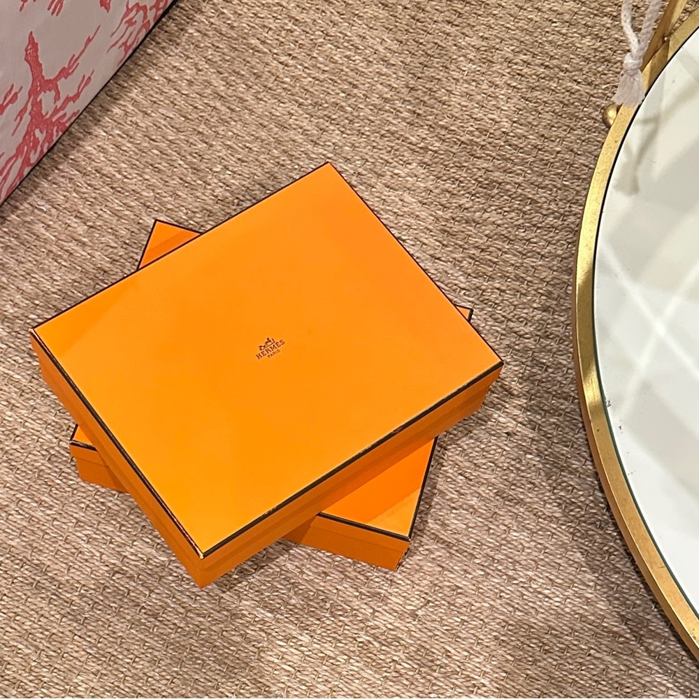 Hermès Orange Boxes